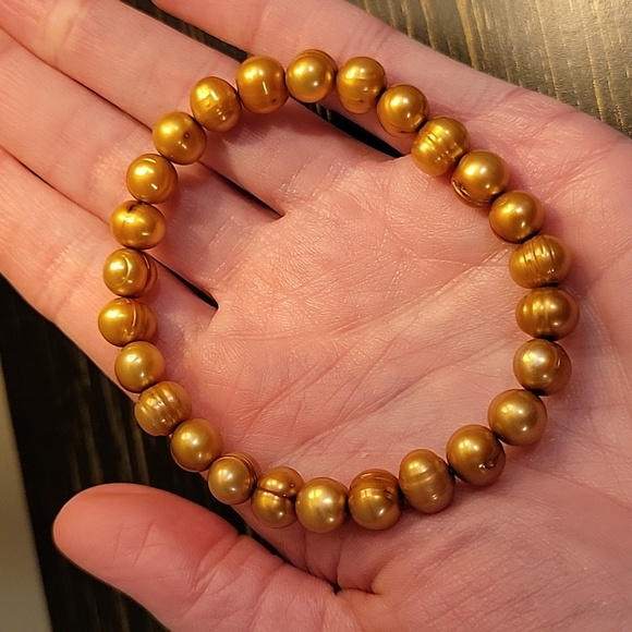 Brown Freshwater Pearl Bracelet - Picture 2 of 2